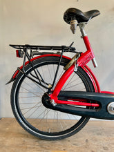 Load image into Gallery viewer, Lars - Step-Through Style Dutch Bike - Large - 22.5" - Gazelle MPB