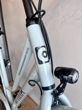 Load image into Gallery viewer, Winter Warrior 2025 - Step-Through Dutch Bike - Medium|Large - 20.5" - Oma Fiets - Cortina