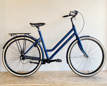 Load image into Gallery viewer, **NEW The Brik Brut Bike 3 Speed indigo-hued - Stepthrough