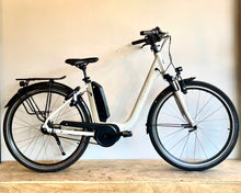 Load image into Gallery viewer, Kalkhoff Agattu 3.B- Step-Through Style Luxury Electric German Bike - Available in Small/Medium and Medium/Large
