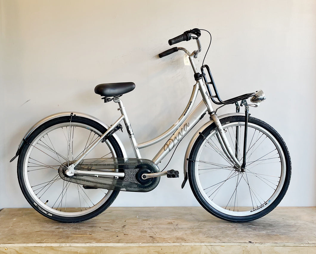 Kiki - Batavus Diva - Step-Through Style Dutch Bike - Small - 17''
