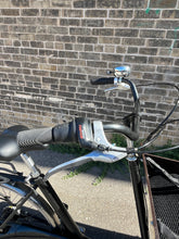 Load image into Gallery viewer, Lucia - Cargo Bike - Fits all sizes - Bakfiets Cargo
