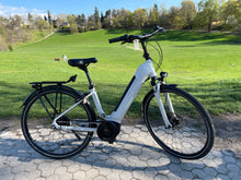 Load image into Gallery viewer, Kalkhoff Image 5.B Comfort Plus- Step-Through Style Luxury Electric German Bike - Available in Small/Medium and Medium/Large
