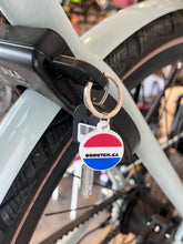 Load image into Gallery viewer, Winter Warrior 2025 - Step-Through Dutch Bike - Medium|Large - 20.5&quot; - Oma Fiets - Cortina
