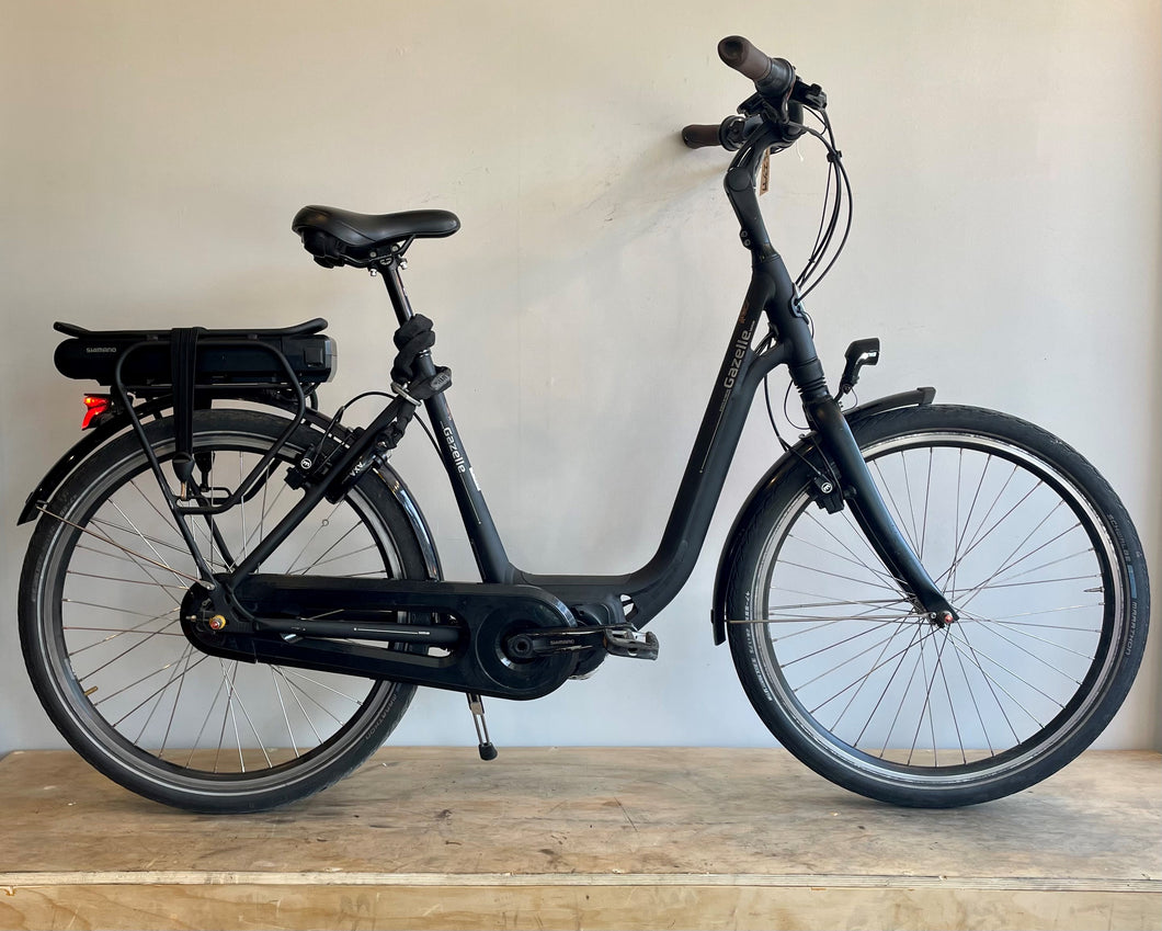 Esmeralda - Step-Through Style Electric Dutch Bike - Medium -19