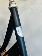 Load image into Gallery viewer, SPARTA Preloved Dutch Stepthrough Bike - Medium 21” - 3 Speeds - ::Mathew::
