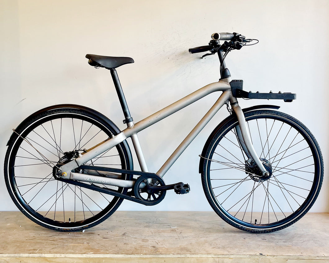 Moofje Step-Through Style Dutch Bike 16'' Small Medium